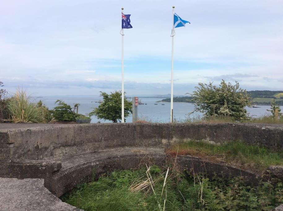The Armoury: Stylish Ww1 Bunker Villa North Queensferry Bagian luar foto