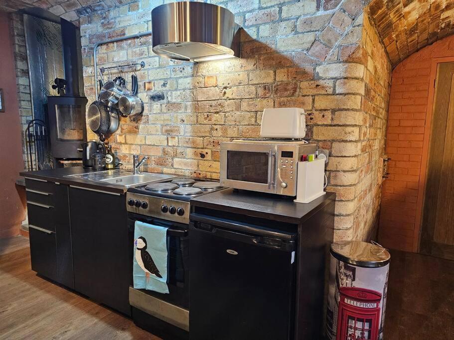 The Armoury: Stylish Ww1 Bunker Villa North Queensferry Bagian luar foto