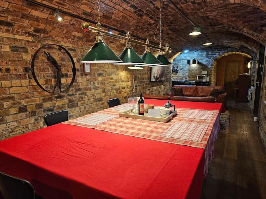 The Armoury: Stylish Ww1 Bunker Villa North Queensferry Bagian luar foto