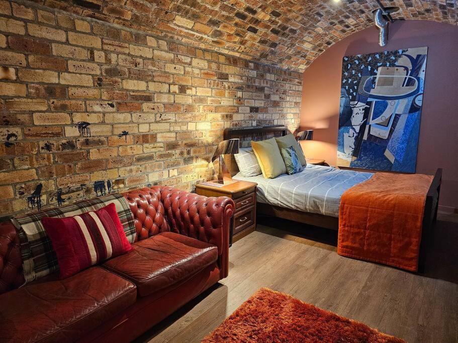 The Armoury: Stylish Ww1 Bunker Villa North Queensferry Bagian luar foto